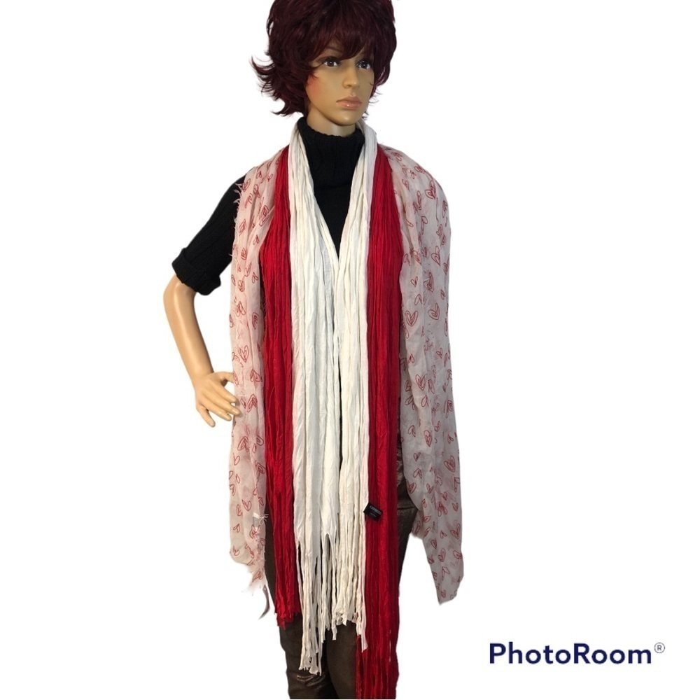 3 festive lightweight scarves